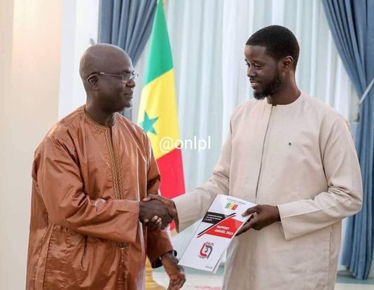 ONLPL : Remise du rapport annuel 2023 au chef de l’Etat